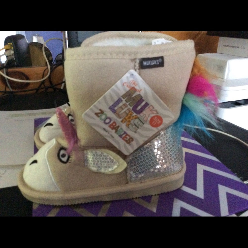 Kids Muk Luks